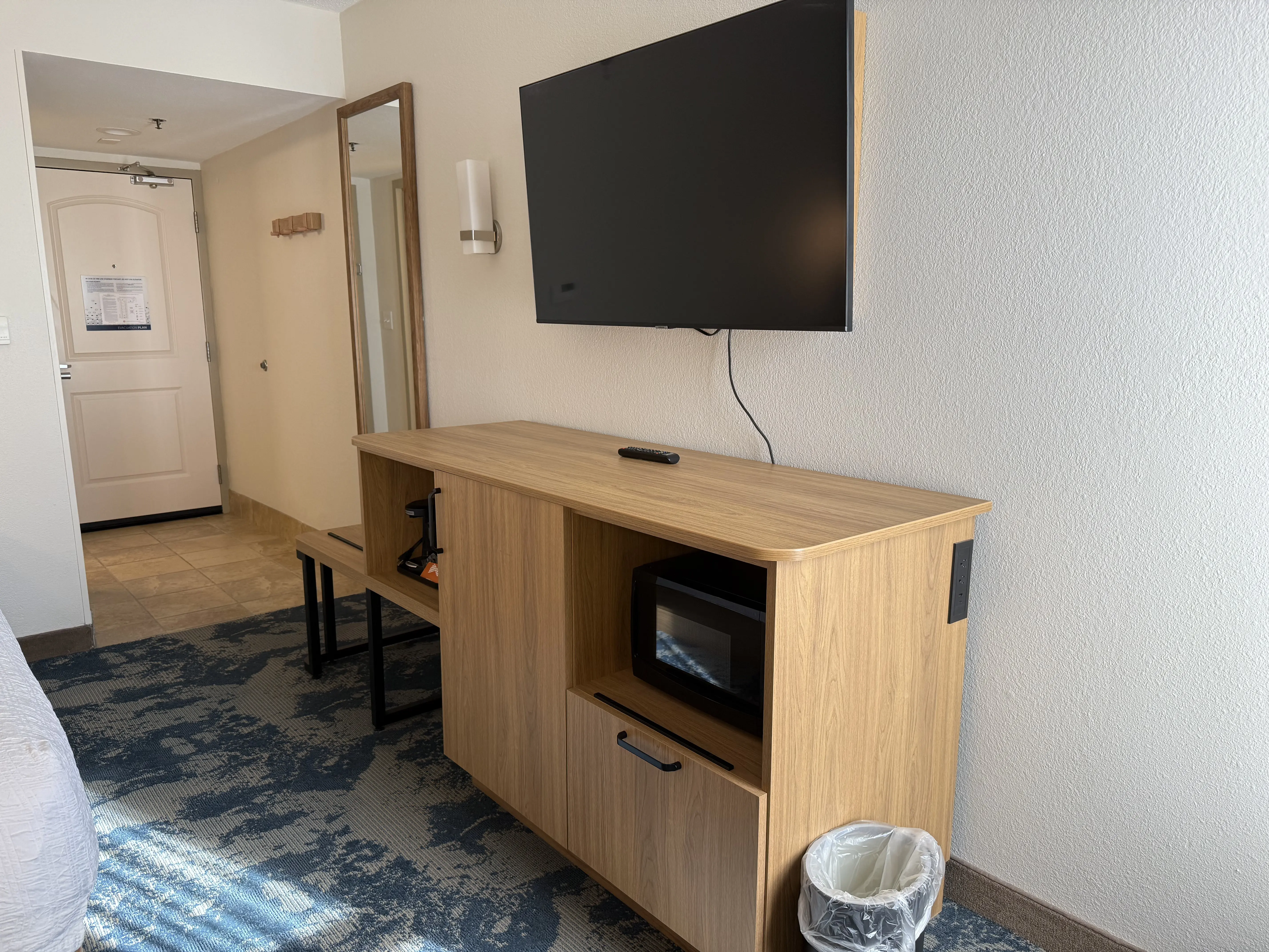 Hampton Inn Fayetteville Fort Bragg, NC - Image 10