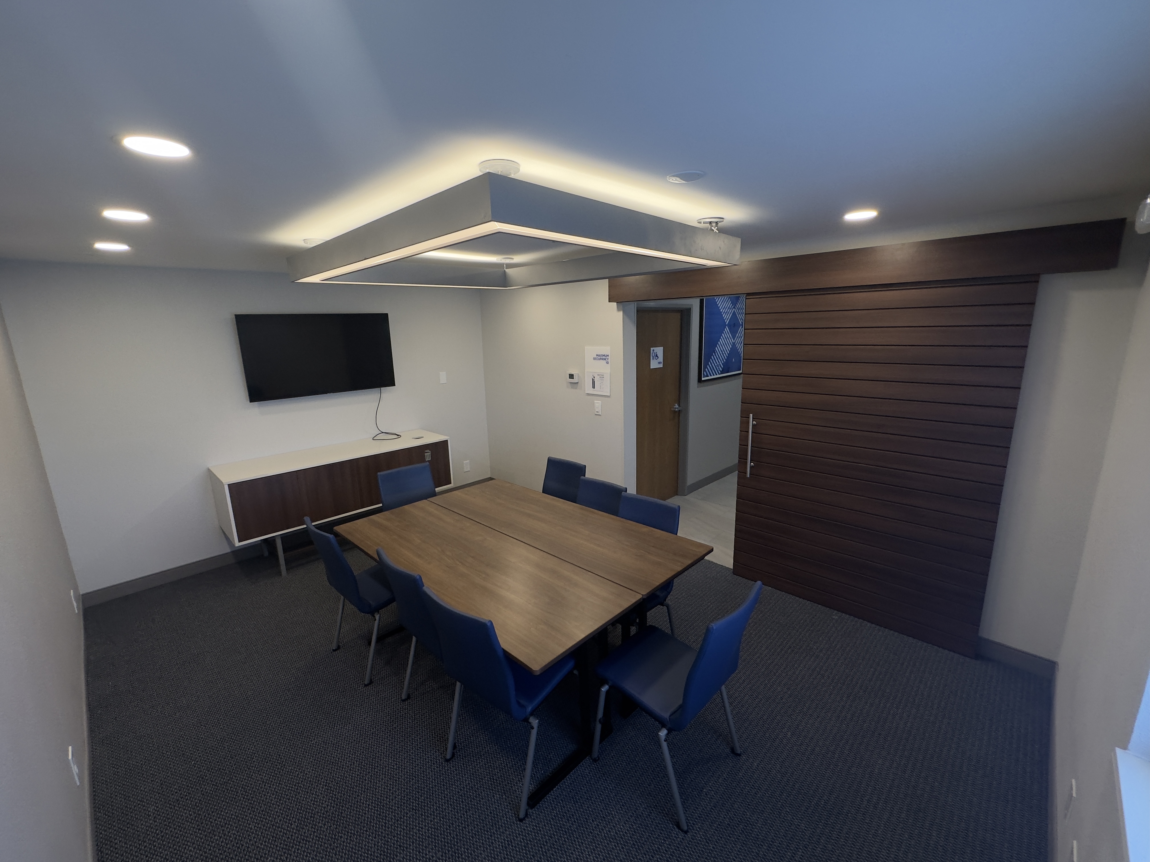 Holiday Inn Express, Tuscola, IL - Image 5