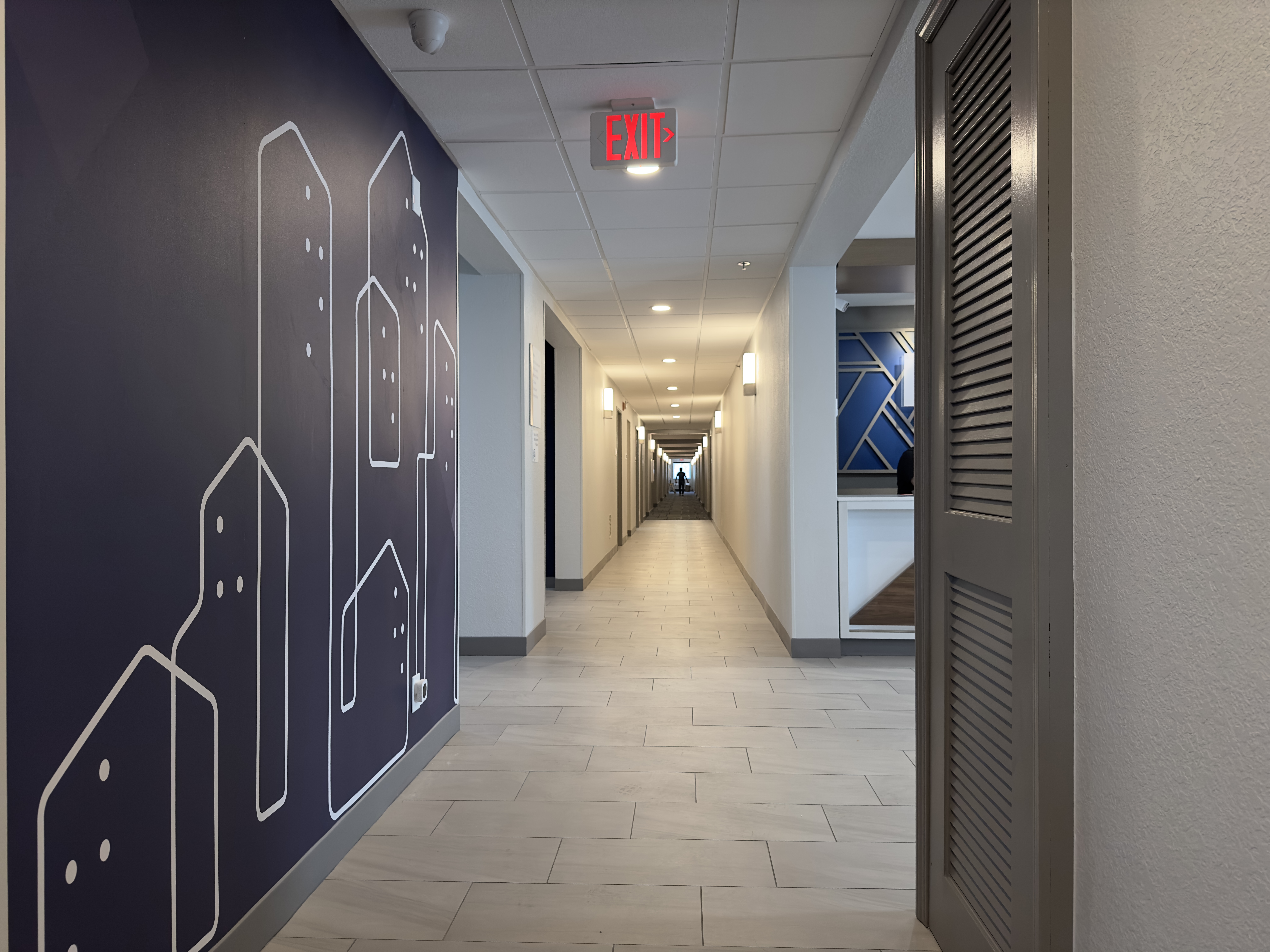 Holiday Inn Express, Tuscola, IL - Image 14