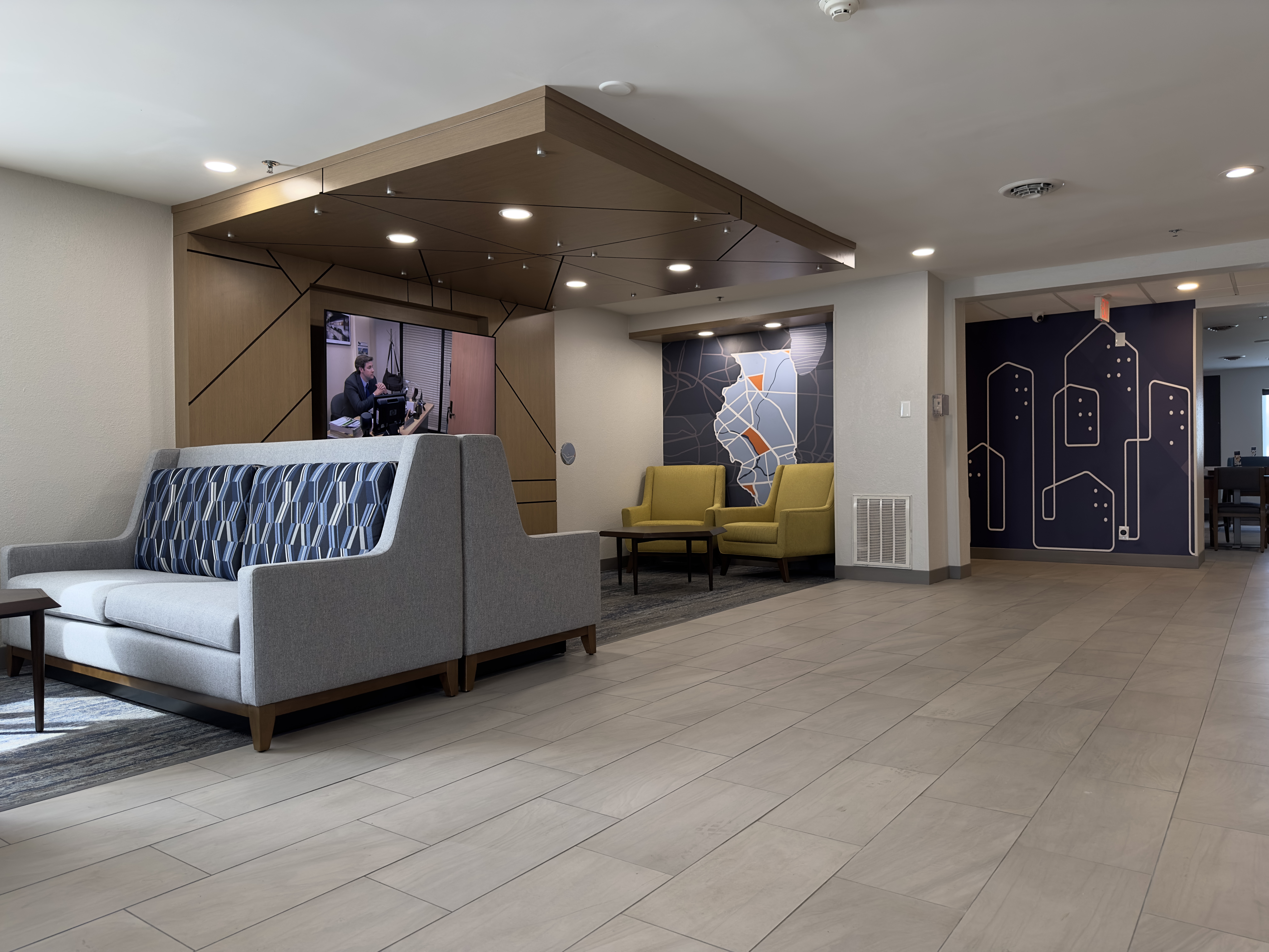 Holiday Inn Express, Tuscola, IL - Image 19