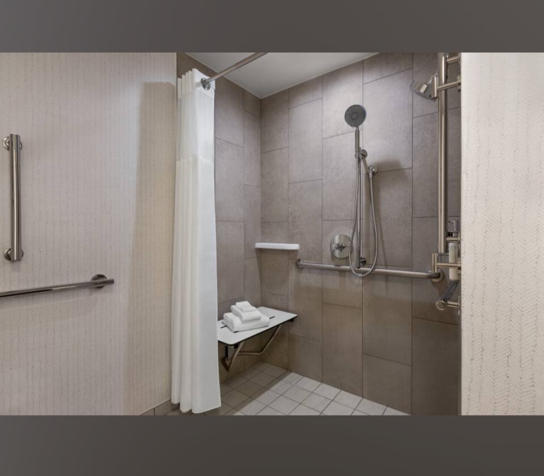 Holiday inn Nashville, TN - Image 16
